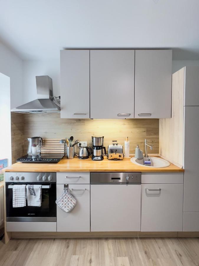 Schoene Helle & Gemuetliche Wohnung In Altstadtnaehe Эрфурт Номер фото